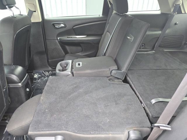 Used 2016 Dodge Journey SXT w/ Comfort/Convenience Group image 24