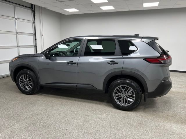 Used 2023 Nissan Rogue S image 6