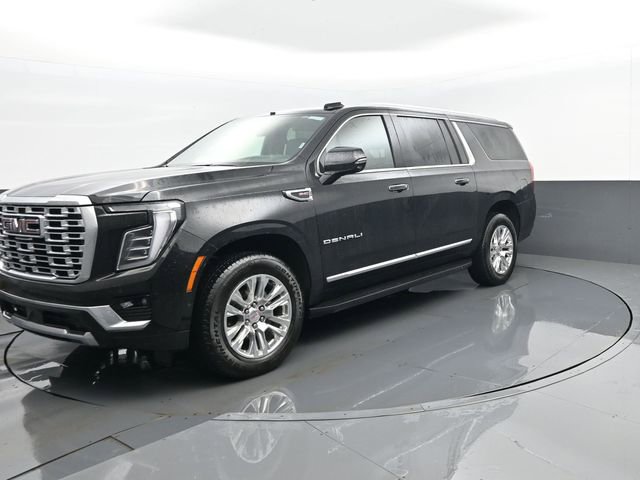 Used 2025 GMC Yukon XL Denali AWD/4WD image 1