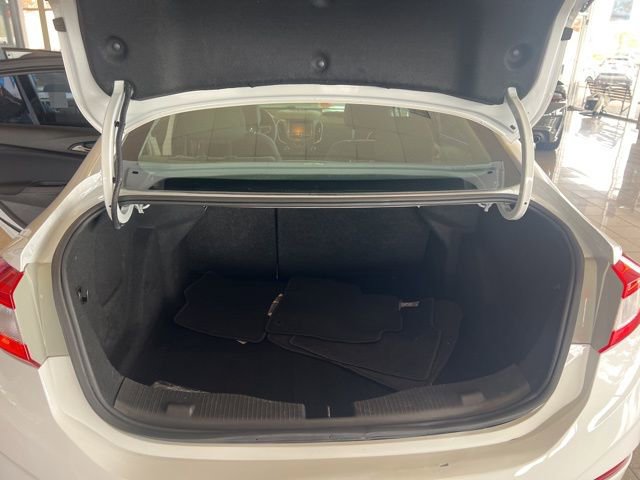 Used 2017 Chevrolet Cruze LT w/ Convenience Package image 15