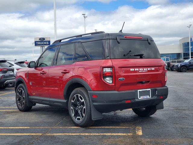 Used 2021 Ford Bronco Sport Outer Banks AWD/4WD image 2