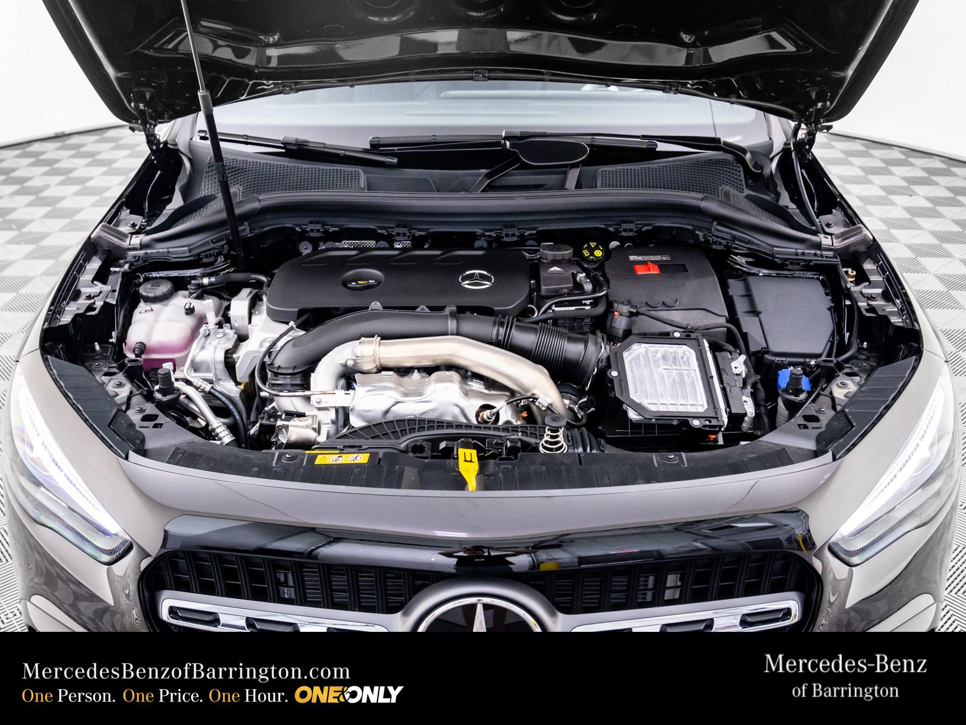 New 2026 Mercedes-Benz GLA 250 4MATIC image 34