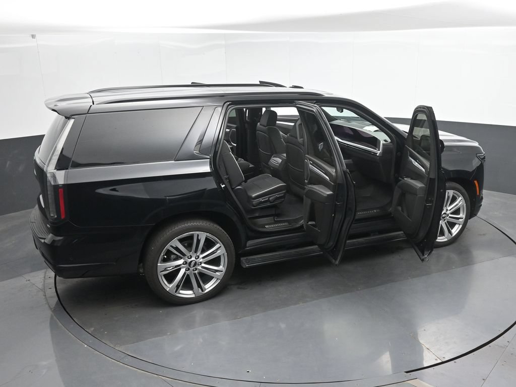 Used 2025 Cadillac Escalade Sport w/ Touring Package AWD/4WD image 50