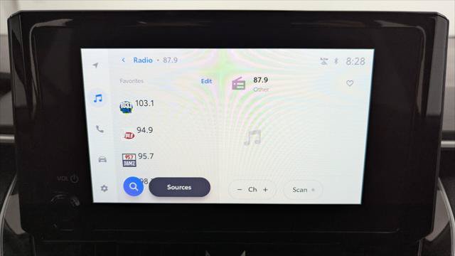 Used 2026 Toyota Corolla LE FWD image 28