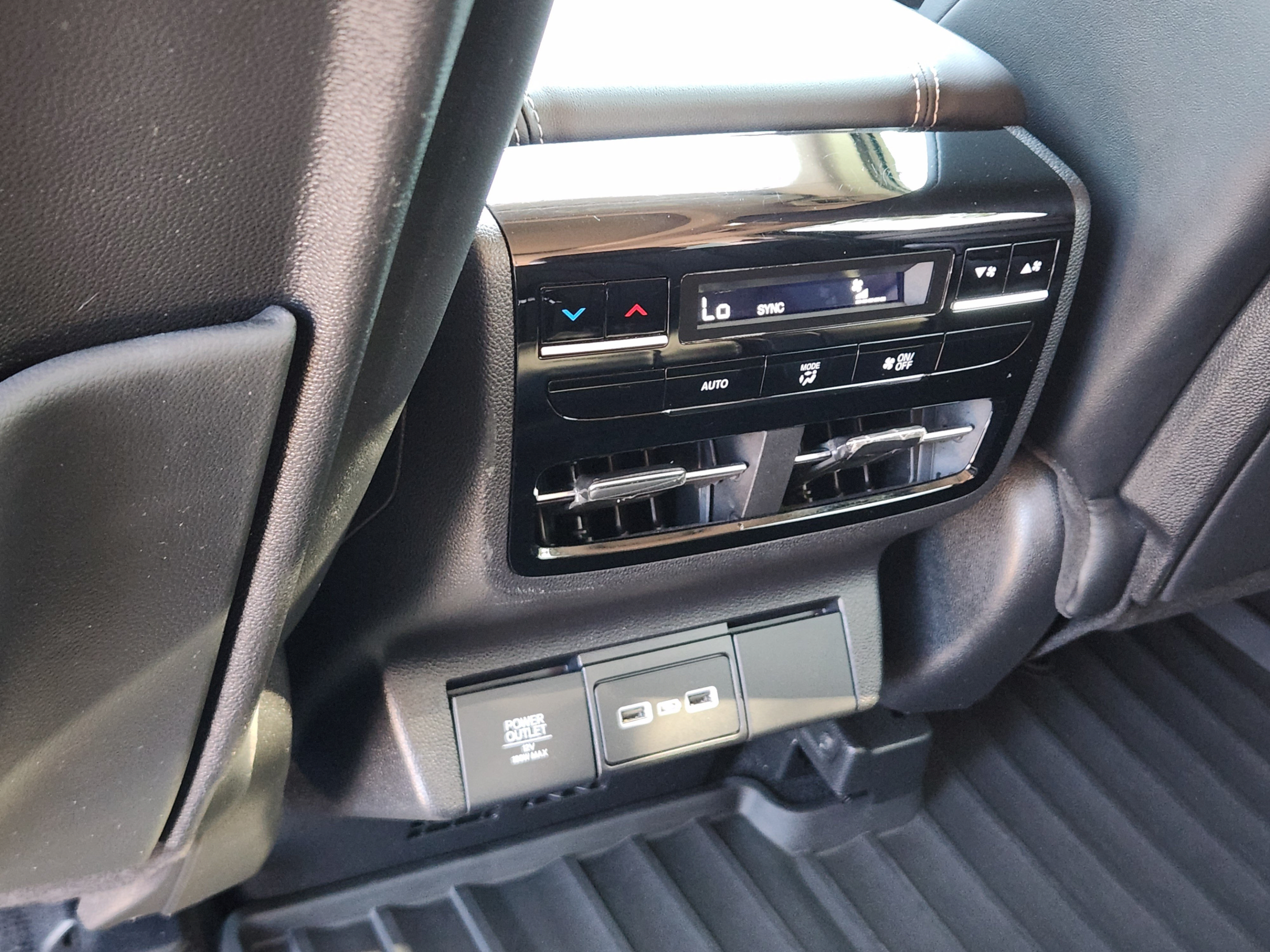 Used 2022 Acura MDX w/ Technology Package AWD/4WD image 26