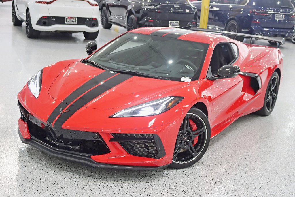 Used 2022 Chevrolet Corvette Stingray Preferred Cpe w/ Z51 Performance Package RWD image 5