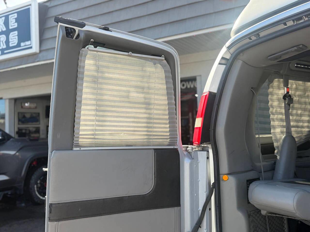 Used 2013 GMC Savana 1500 image 42