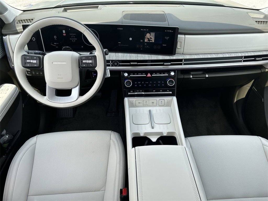 New 2025 Hyundai Santa Fe Calligraphy image 3