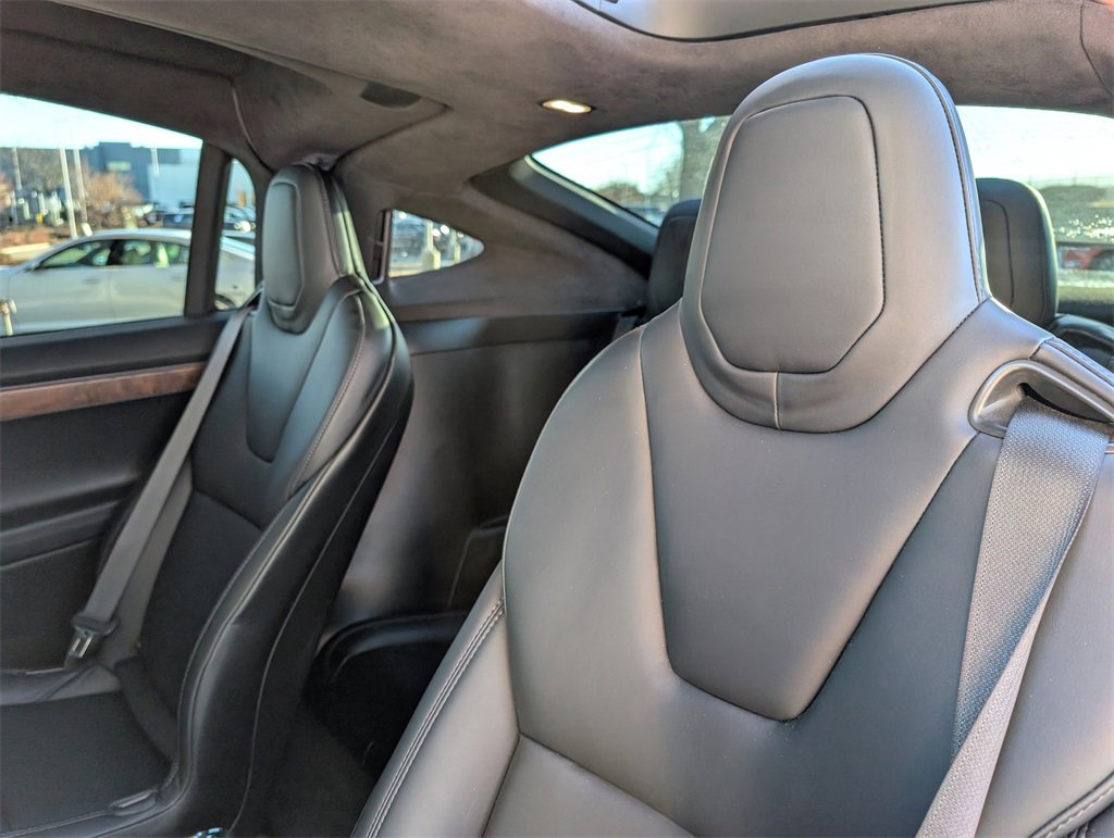 Used 2021 Tesla Model X Long Range image 16