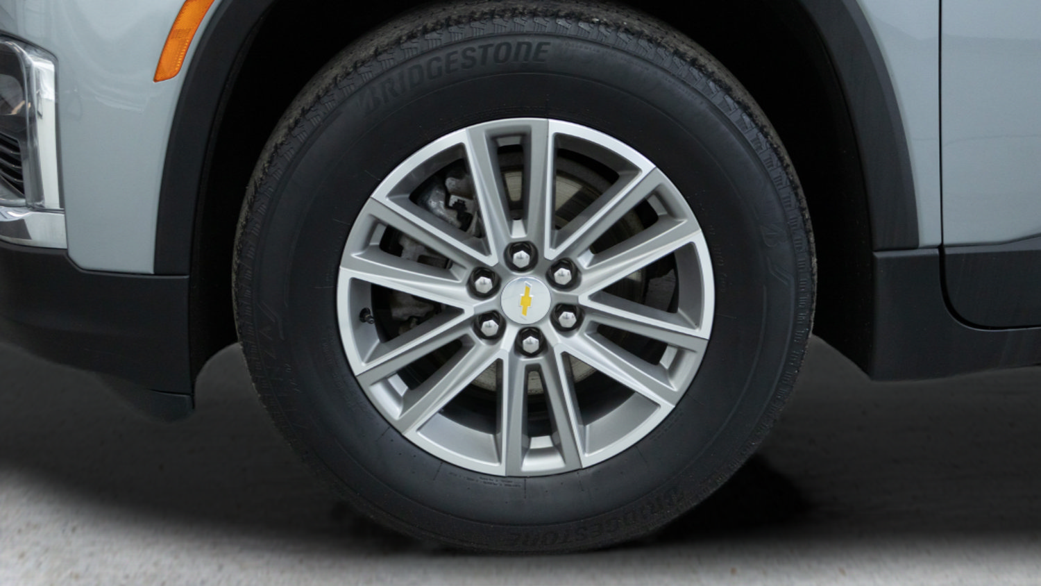 Used 2023 Chevrolet Traverse LT AWD/4WD image 9