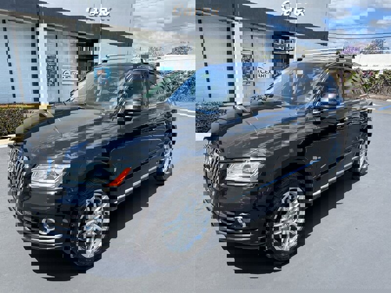 Used 2016 Audi Q5 2.0T Premium Plus w/ Technology Package image 6