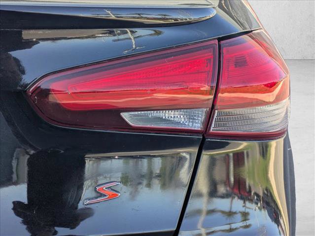 Used 2018 Kia Forte S w/ S Technology Plus Package image 12