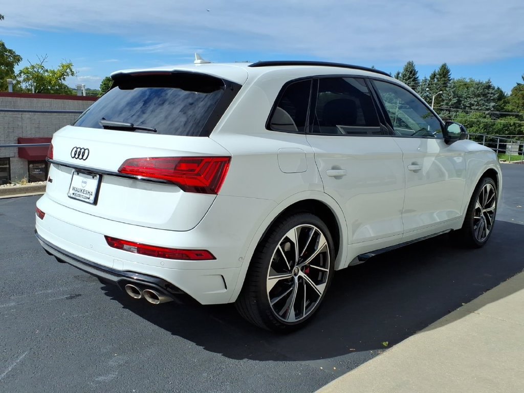 Used 2024 Audi SQ5 Prestige w/ Prestige Package AWD/4WD image 5
