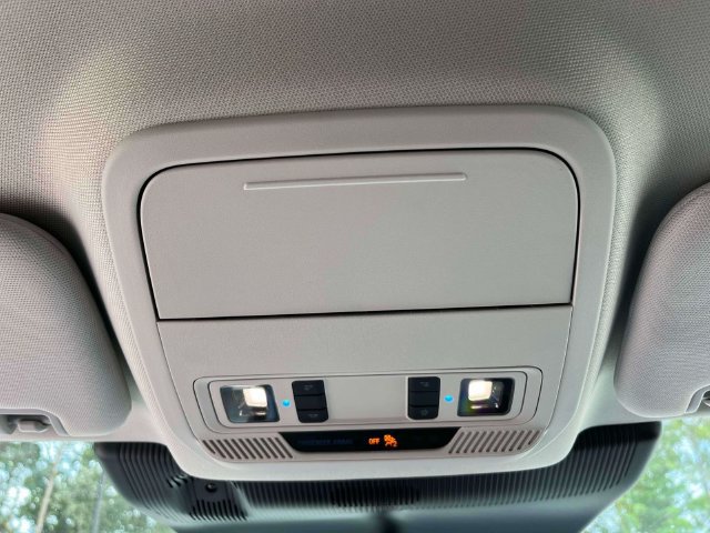 New 2026 Ford Explorer Active w/ Active Comfort Package RWD image 32
