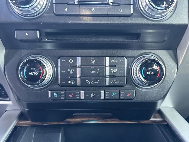 Used 2018 Ford F150 Lariat w/ Equipment Group 502A Luxury image 21