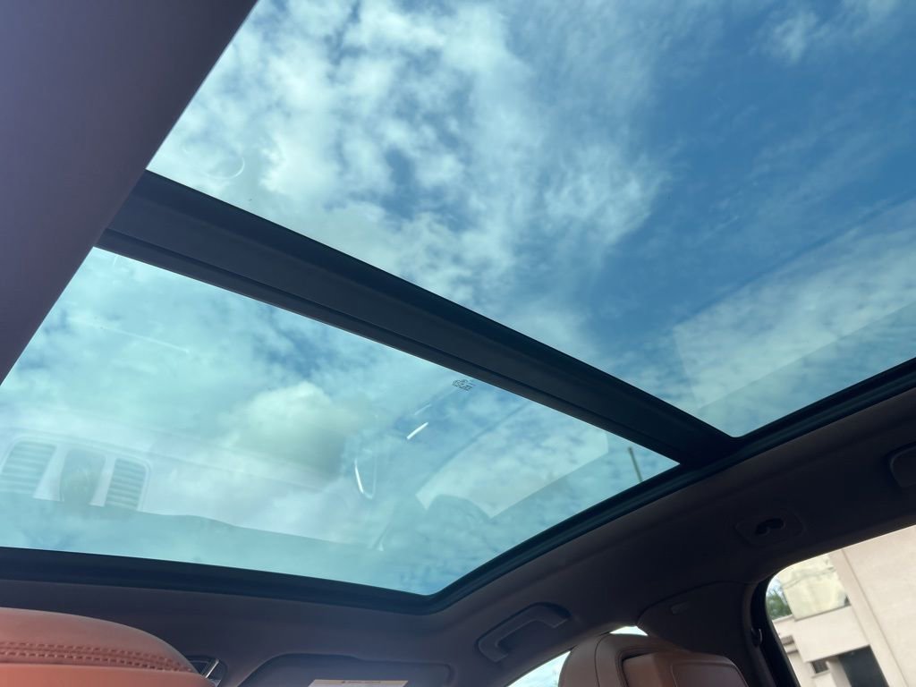 Used 2019 Porsche Cayenne image 17