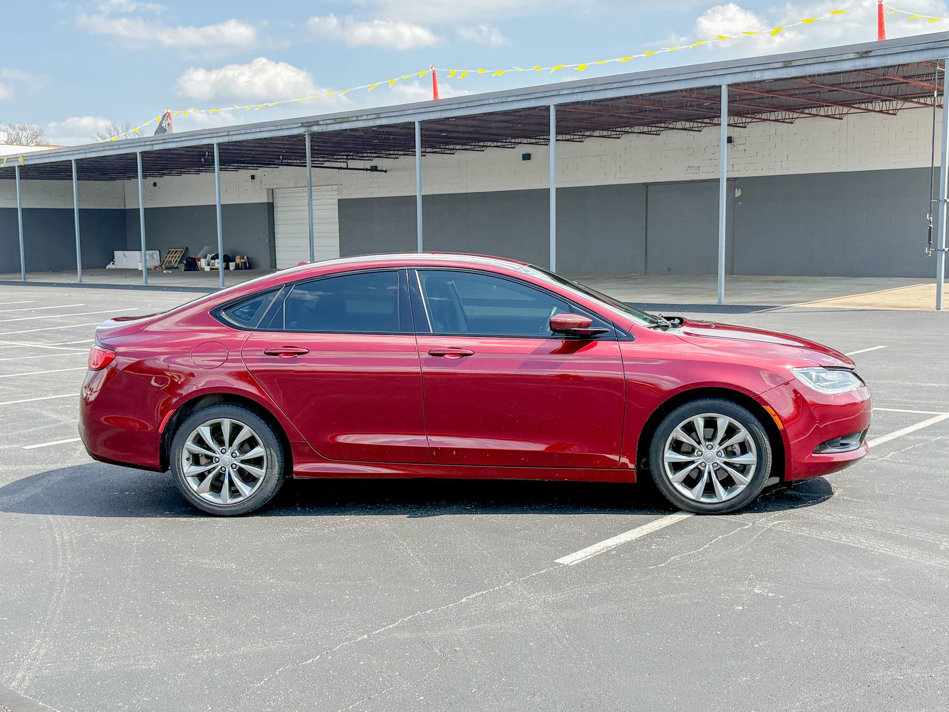 Used 2016 Chrysler 200 S image 6