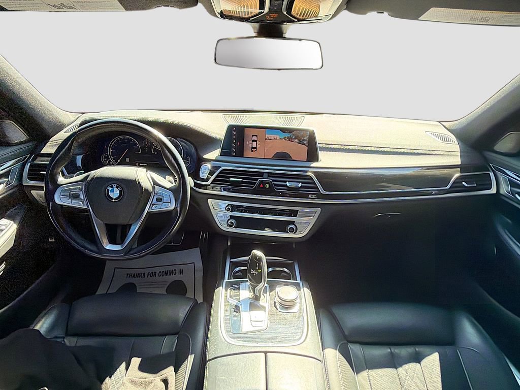 Used 2019 BMW 750i xDrive w/ M Sport Package image 19