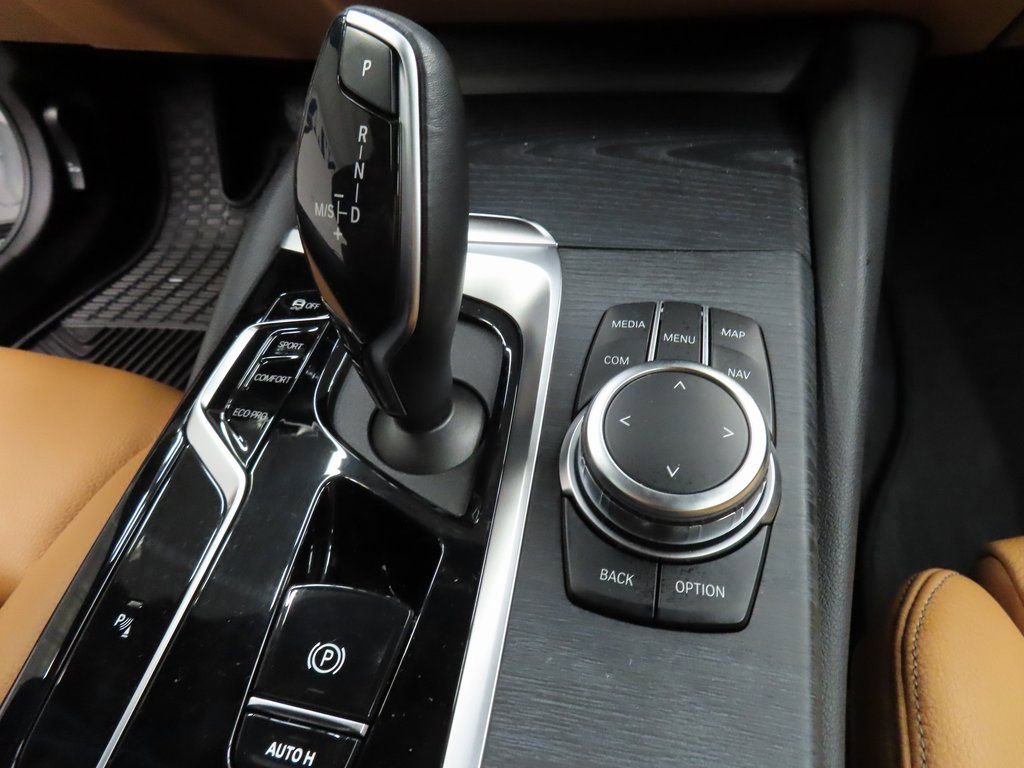 Used 2022 BMW 530i xDrive image 43