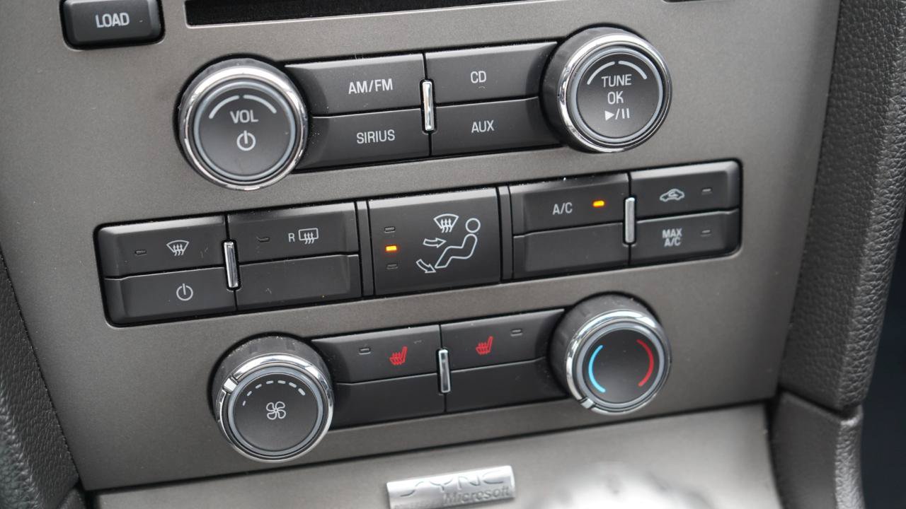 Used 2010 Ford Mustang GT RWD image 72