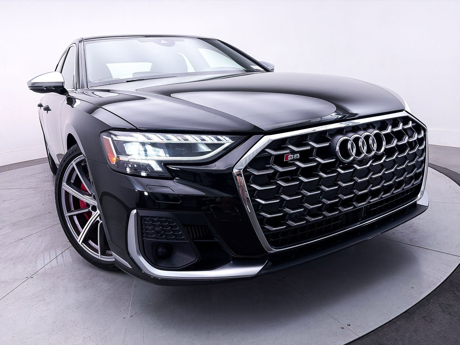 Used 2023 Audi S8 w/ S8 Executive Package AWD/4WD image 10