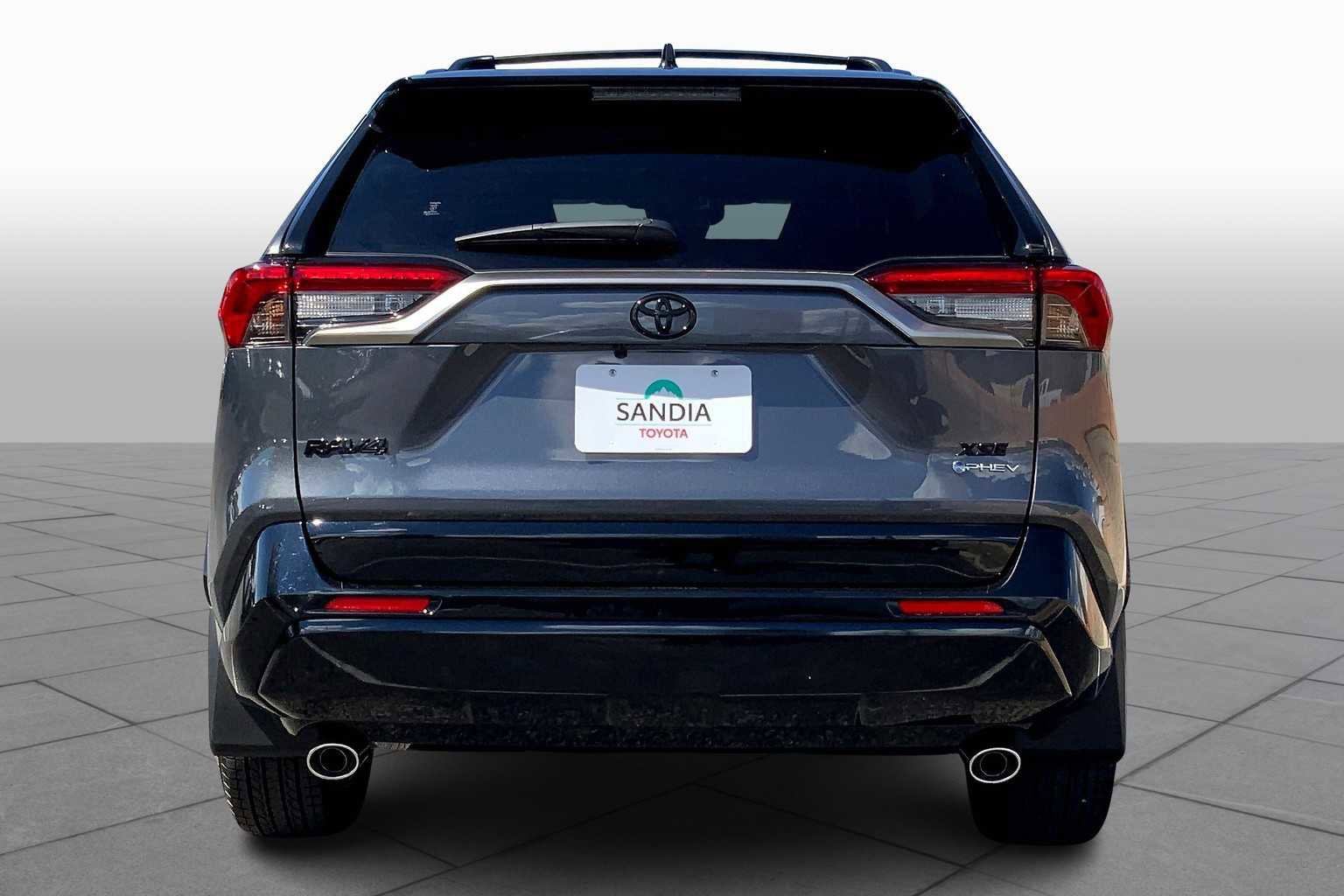 Certified 2025 Toyota RAV4 XSE image 4