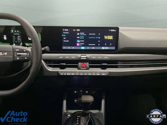 Used 2025 Kia K4 LX image 13