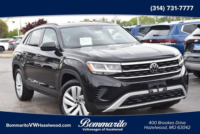 Used 2023 Volkswagen Atlas Cross Sport SE w/ Panoramic Sunroof Package image 1