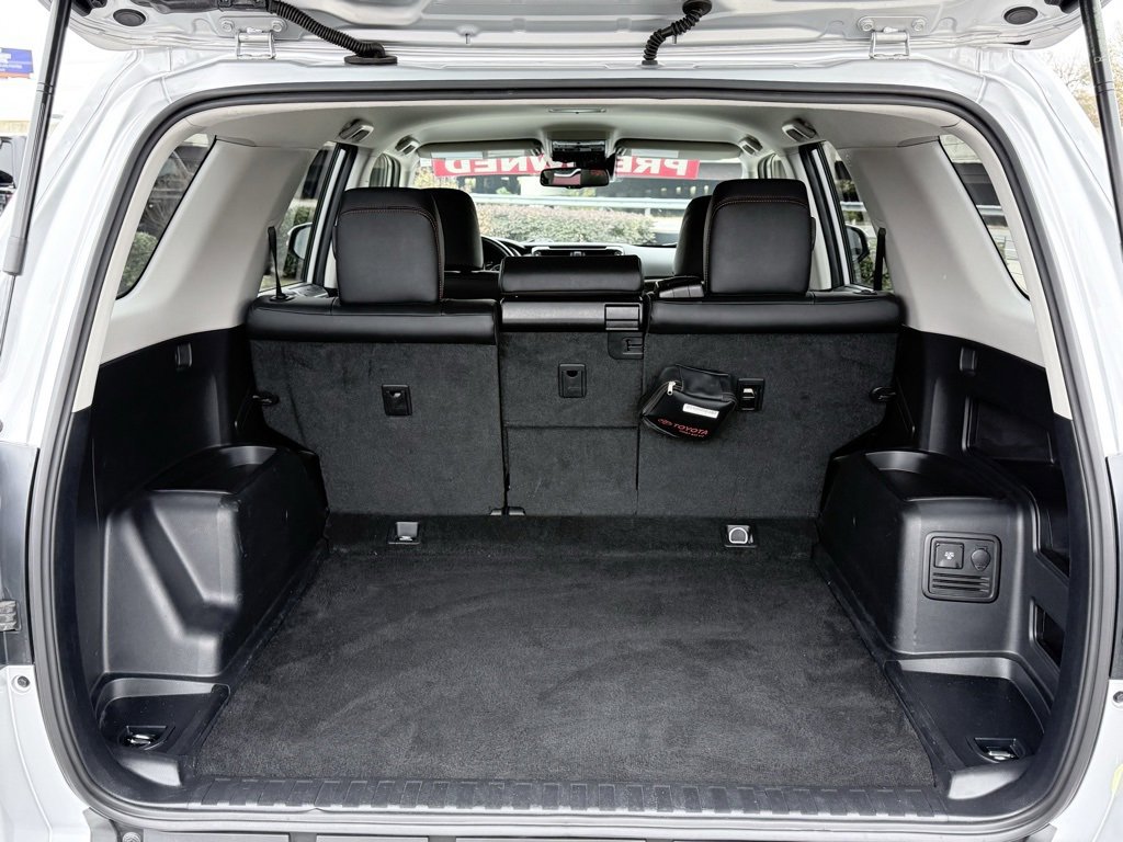 Used 2024 Toyota 4Runner TRD Off-Road Premium image 7