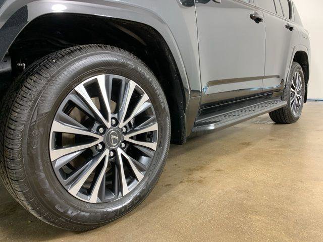 Certified 2025 Lexus LX 600 4WD w/ Interior Upgrade Package image 2