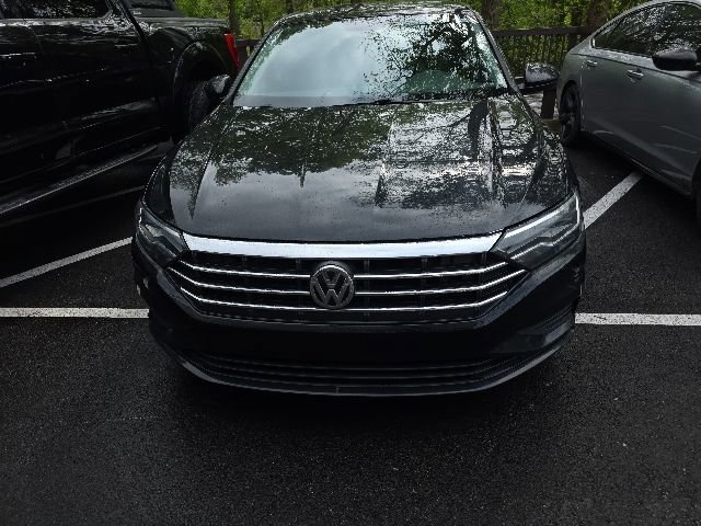 Used 2019 Volkswagen Jetta S w/ Driver Assistance Package FWD image 2