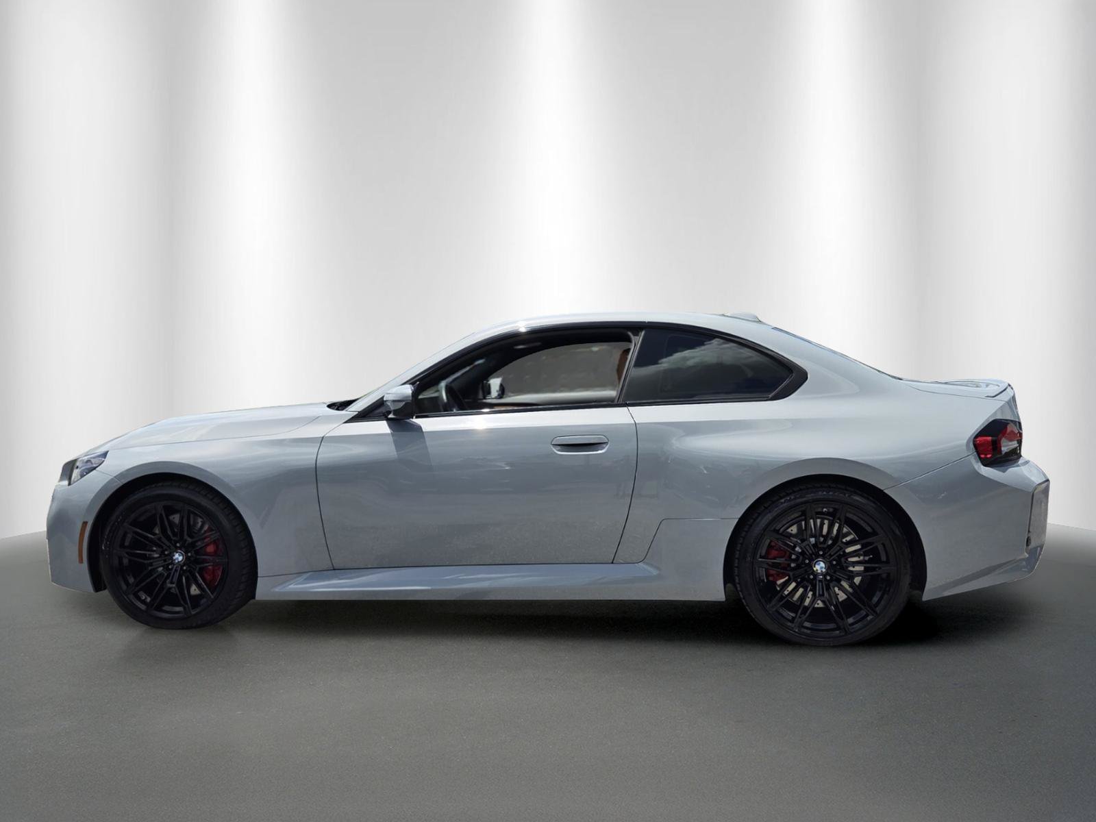 Used 2023 BMW M2 RWD image 4