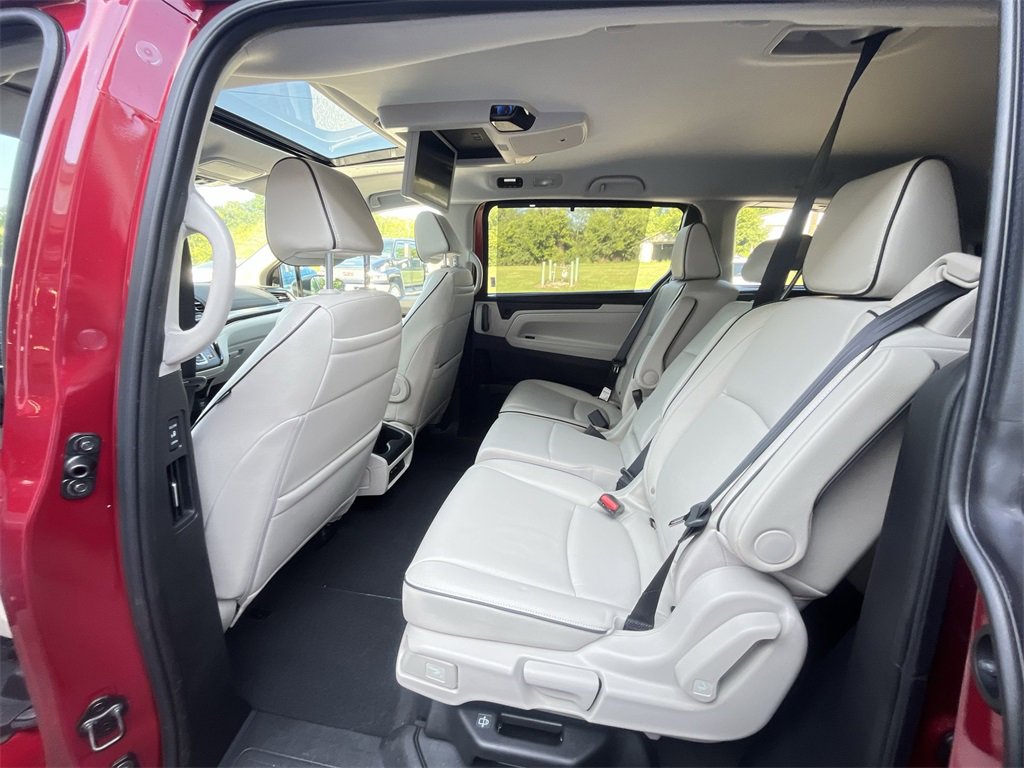 Used 2025 Honda Odyssey Touring image 23