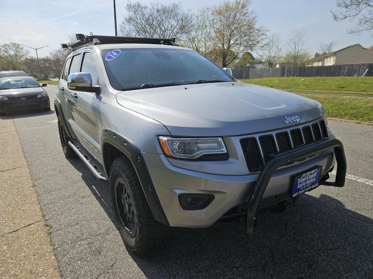Used 2014 Jeep Grand Cherokee Limited w/ Luxury Group II AWD/4WD image 8