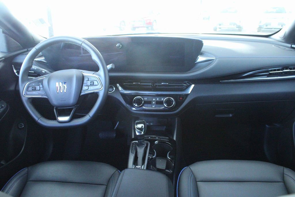 Used 2025 Buick Envista Sport Touring w/ Convenience II Package image 25