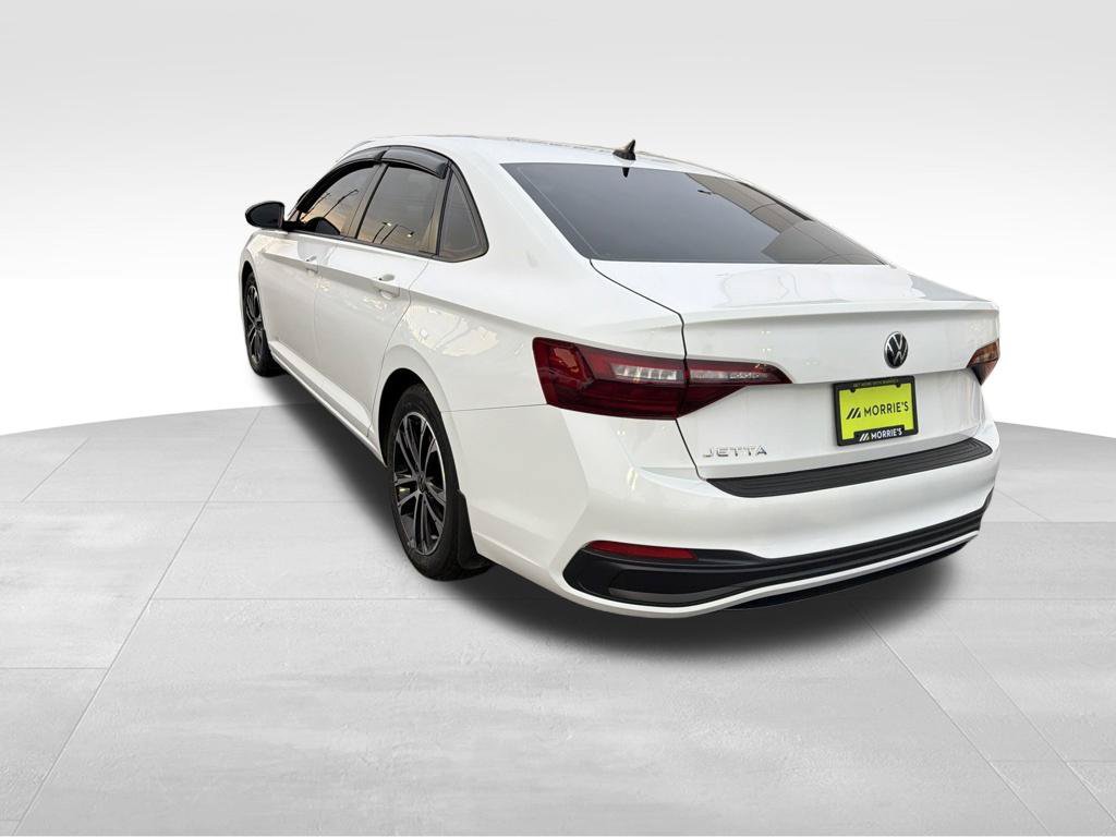 Used 2022 Volkswagen Jetta Sport FWD image 17