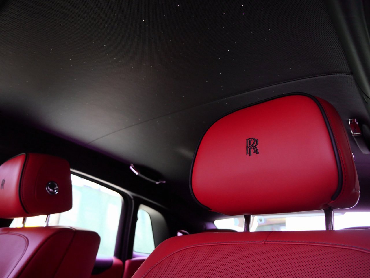 New 2025 Rolls-Royce Ghost Black Badge image 10