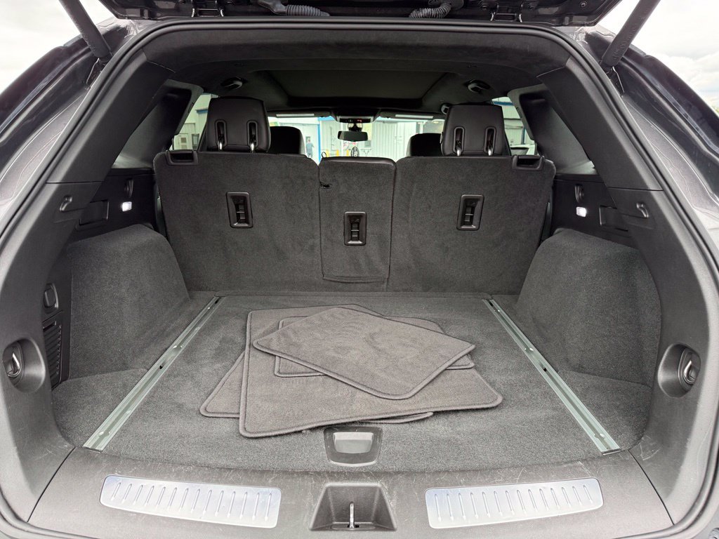 Used 2019 Cadillac XT5 Platinum AWD/4WD image 18