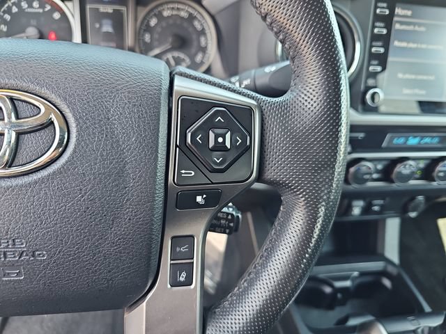 Used 2022 Toyota Tacoma SR5 w/ Technology Package RWD image 20