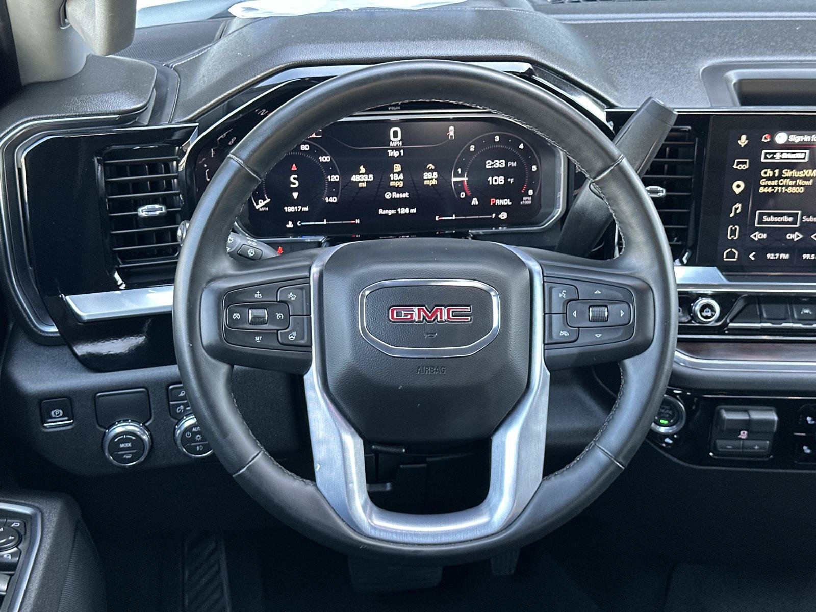 Used 2026 GMC Sierra 1500 SLT RWD image 10