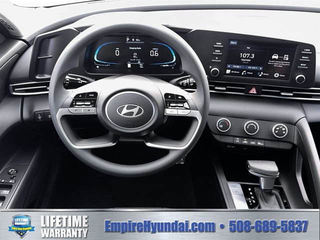 New 2026 Hyundai Elantra SE FWD image 16