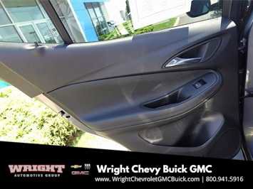 Used 2022 Buick Encore GX Essence w/ Experience Buick Package image 22