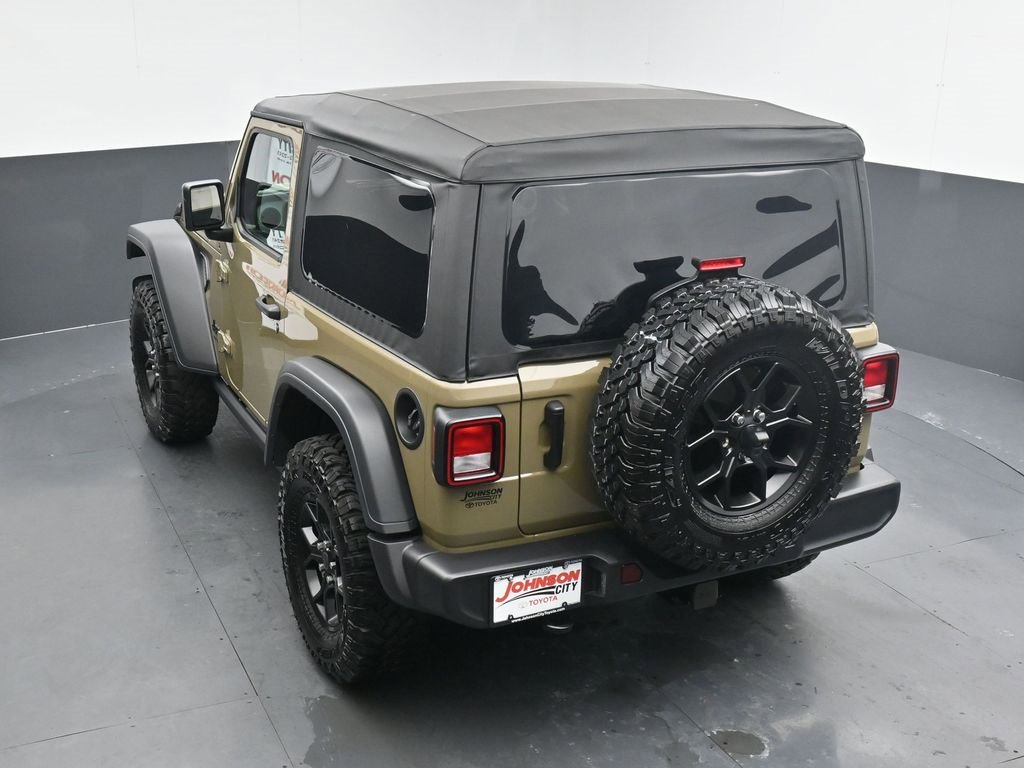 Used 2025 Jeep Wrangler Sport image 29