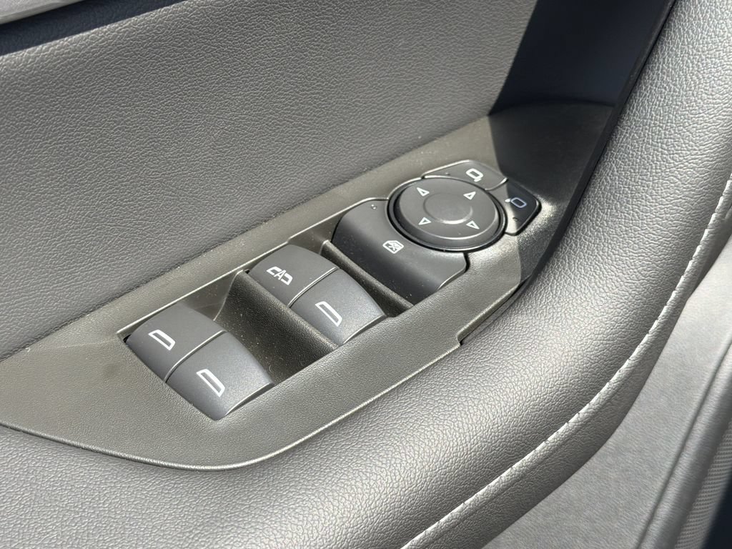 New 2026 Chevrolet Blazer LT w/ Convenience Package FWD image 14