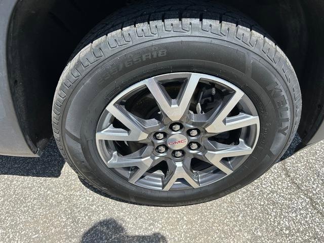 Used 2023 GMC Acadia SLT image 33