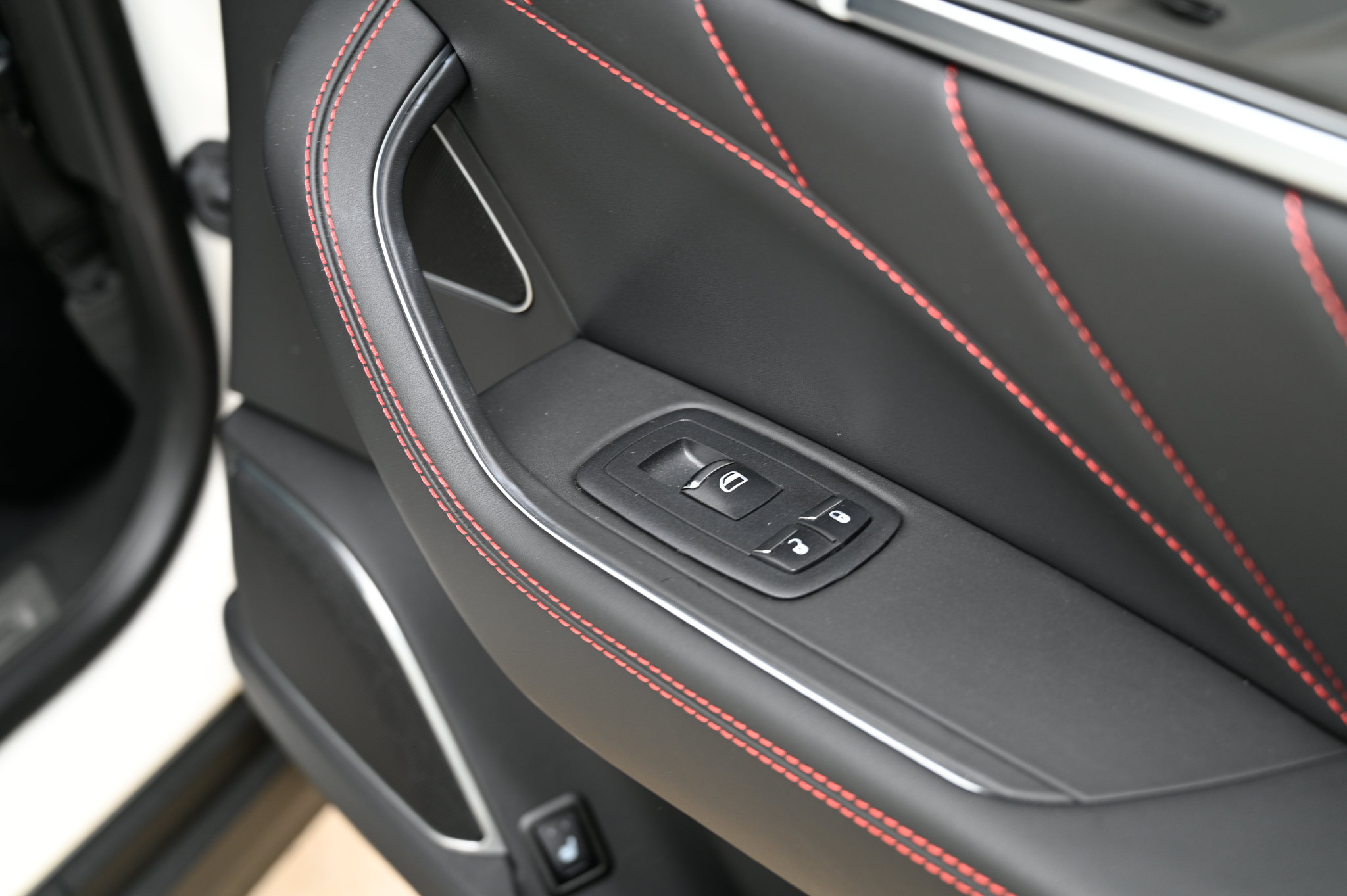 Used 2024 Maserati Levante Modena Ultima AWD/4WD image 43