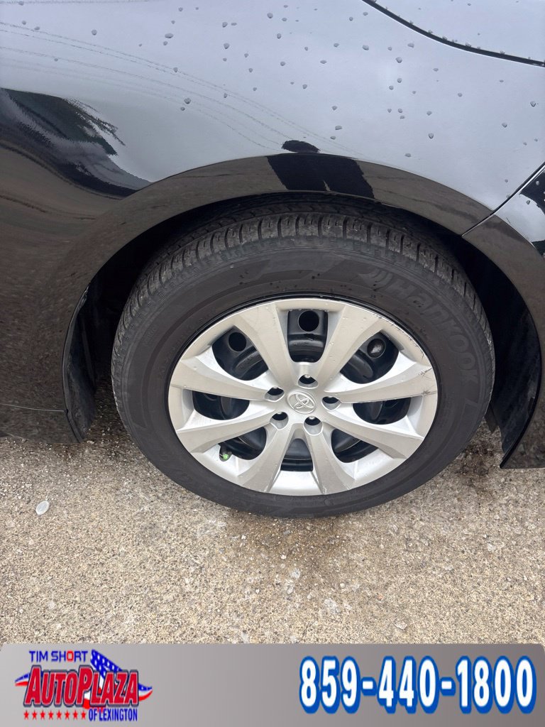 Used 2026 Toyota Corolla LE FWD image 8