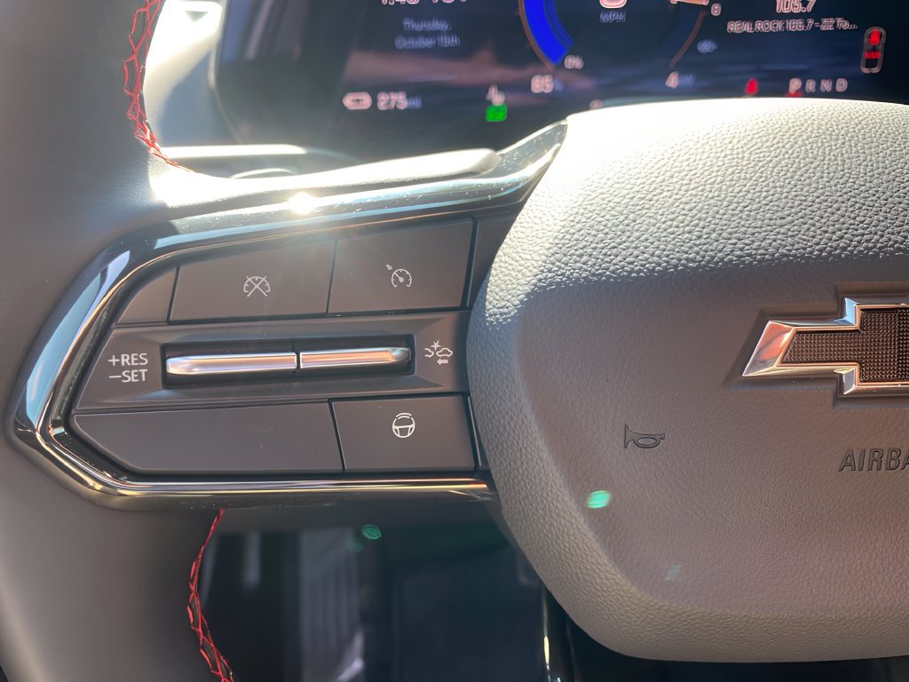 Used 2024 Chevrolet Equinox EV RS FWD image 15