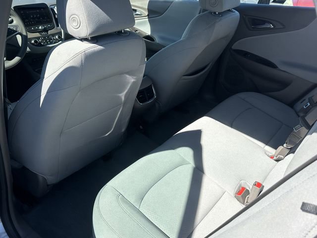 Used 2024 Chevrolet Malibu LT image 15