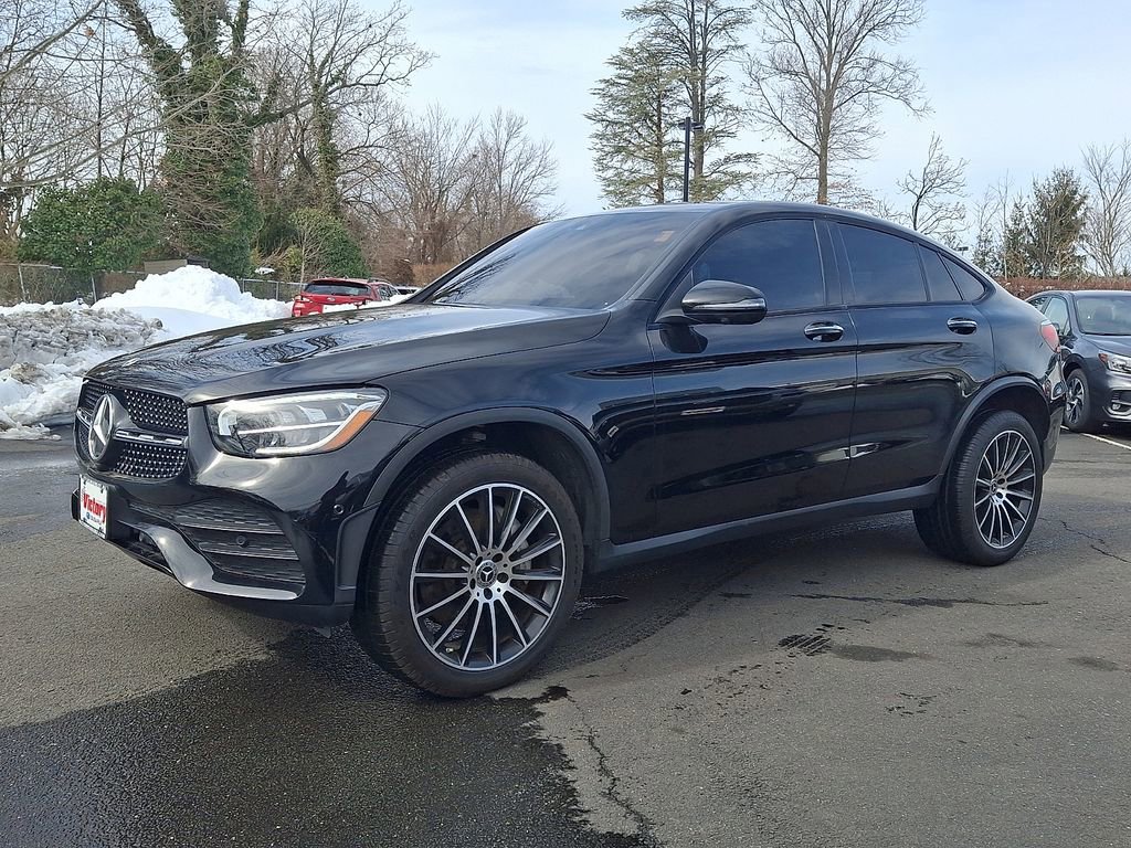 Used 2022 Mercedes-Benz GLC 300 4MATIC Coupe image 3